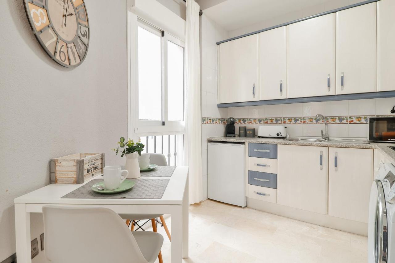 C14 - Nice Studio Close To Historical Center Малага Екстер'єр фото
